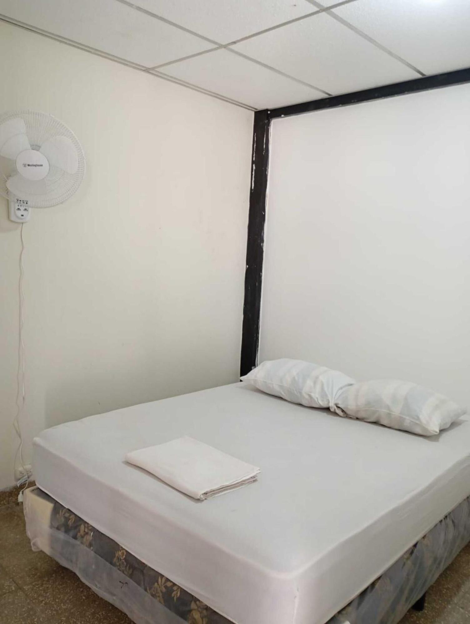Hostal Natural Santa Ana Buitenkant foto